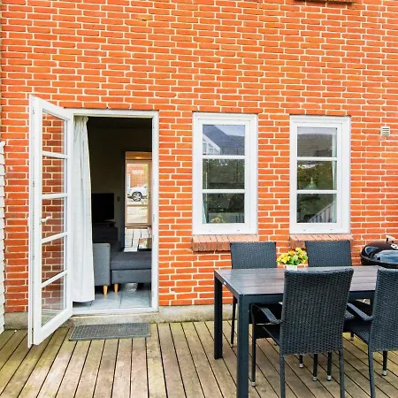 4 Person In Romo-by Traum Sonderby (Romo)